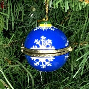 Snowflake Blue Ball Porcelain Hinged Surprise Trinket Box Christmas Ornament